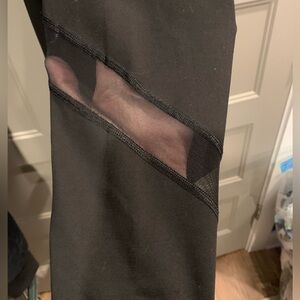 Old Navy Cut Out Leggings Size L TALL